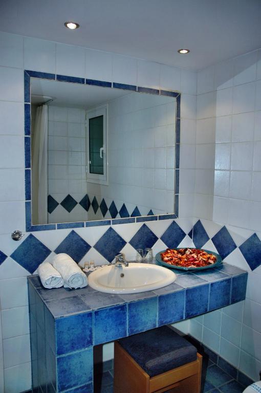 Hotel Elena Lamía Camera foto