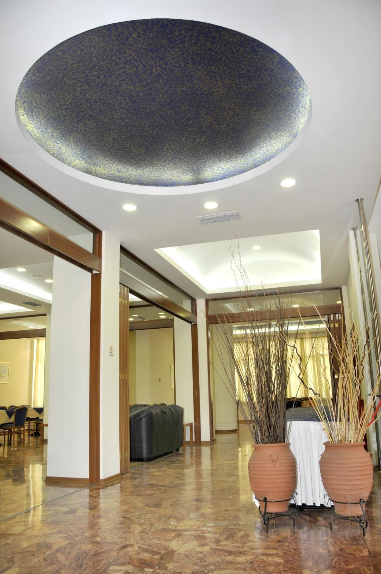 Hotel Elena Lamía Esterno foto