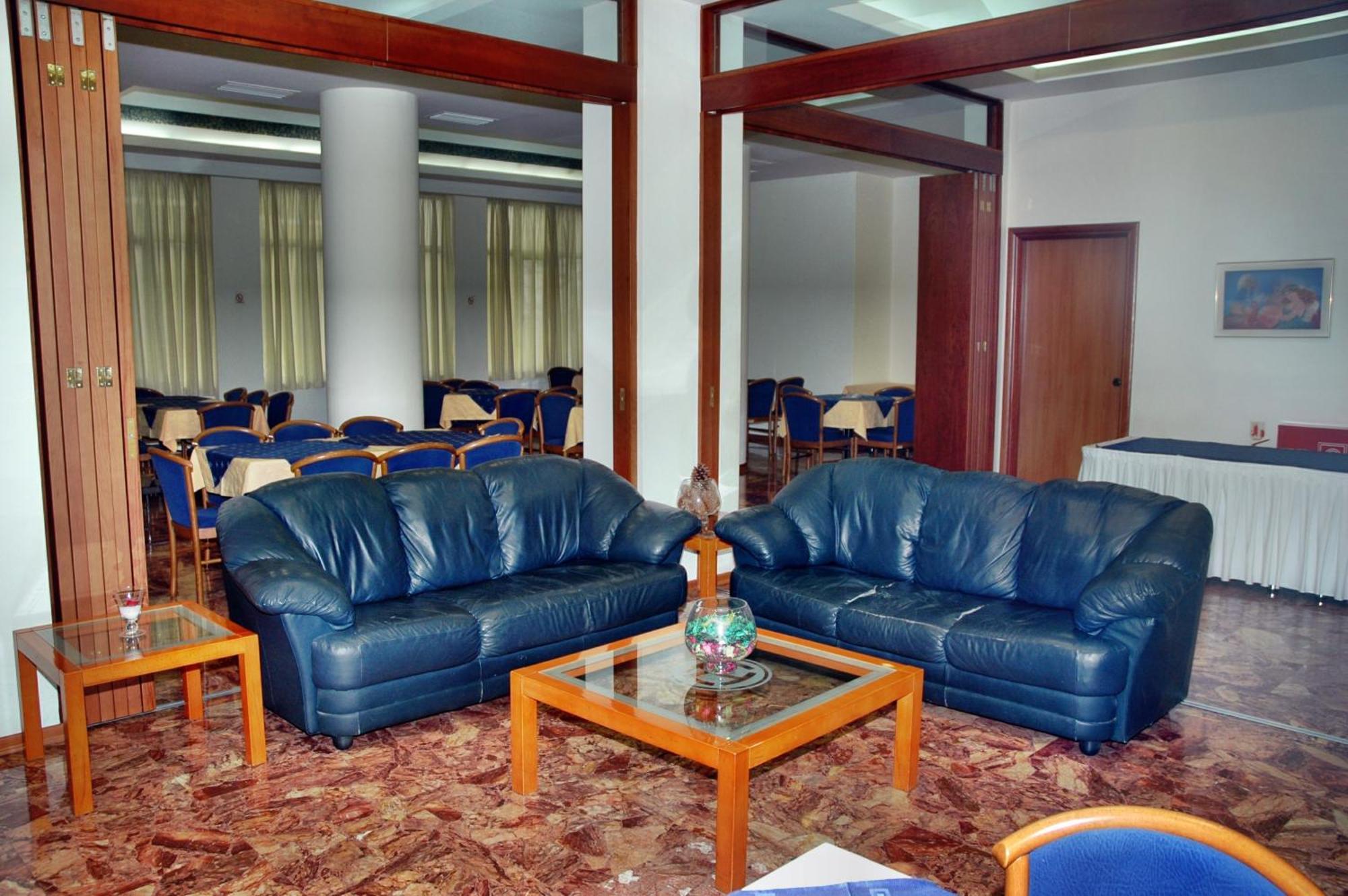 Hotel Elena Lamía Esterno foto